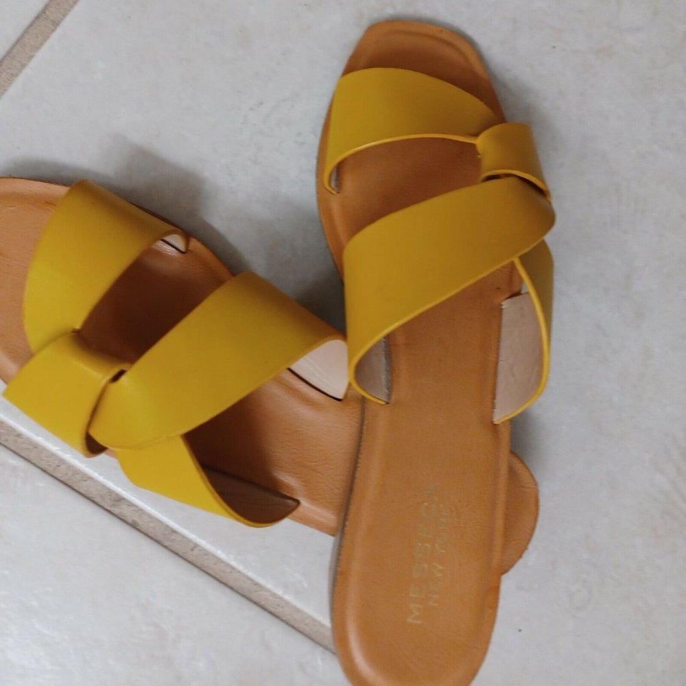 Messeca New York Sandals 9 New - Picture 2 of 3